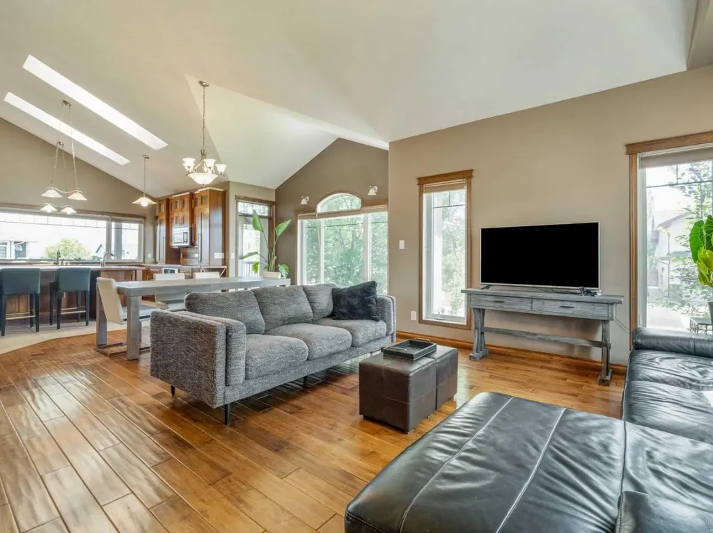 4639 62a Avenue Taber AB T1G 2J5