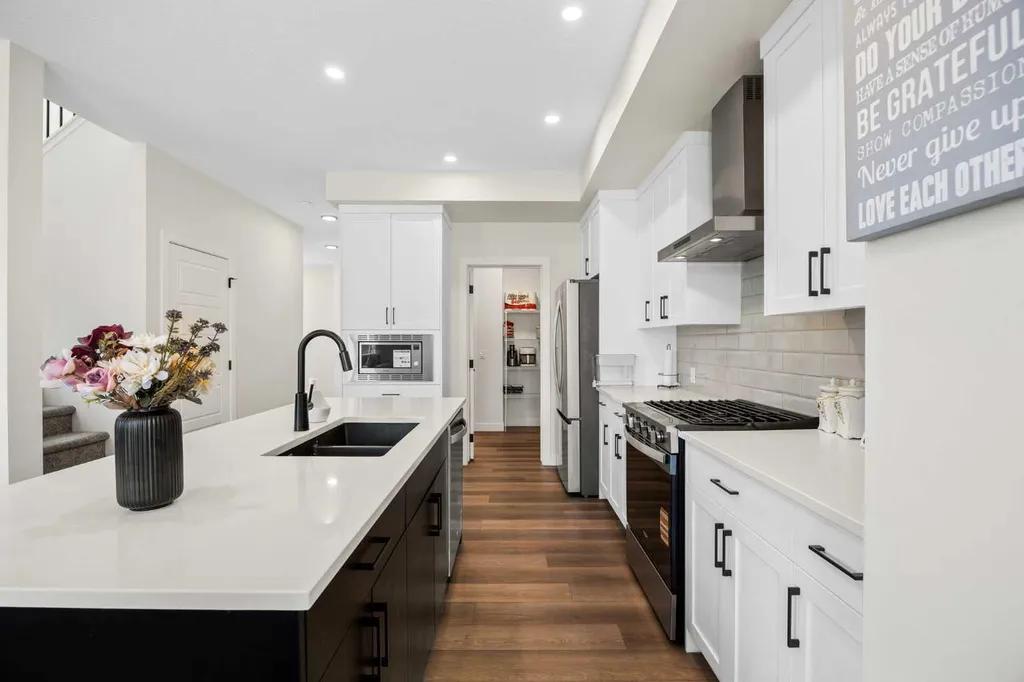 249 Chelsea Court Chestermere AB T1X2Z4