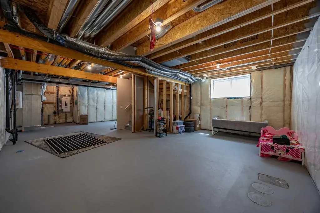 249 Chelsea Court Chestermere AB T1X2Z4