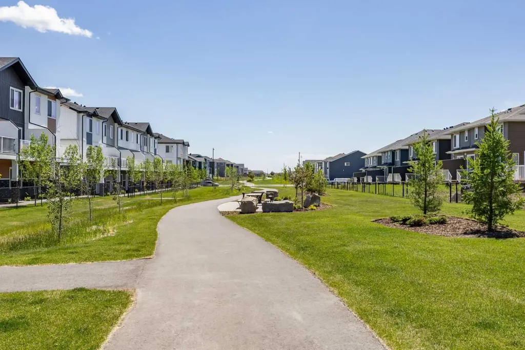 249 Chelsea Court Chestermere AB T1X2Z4