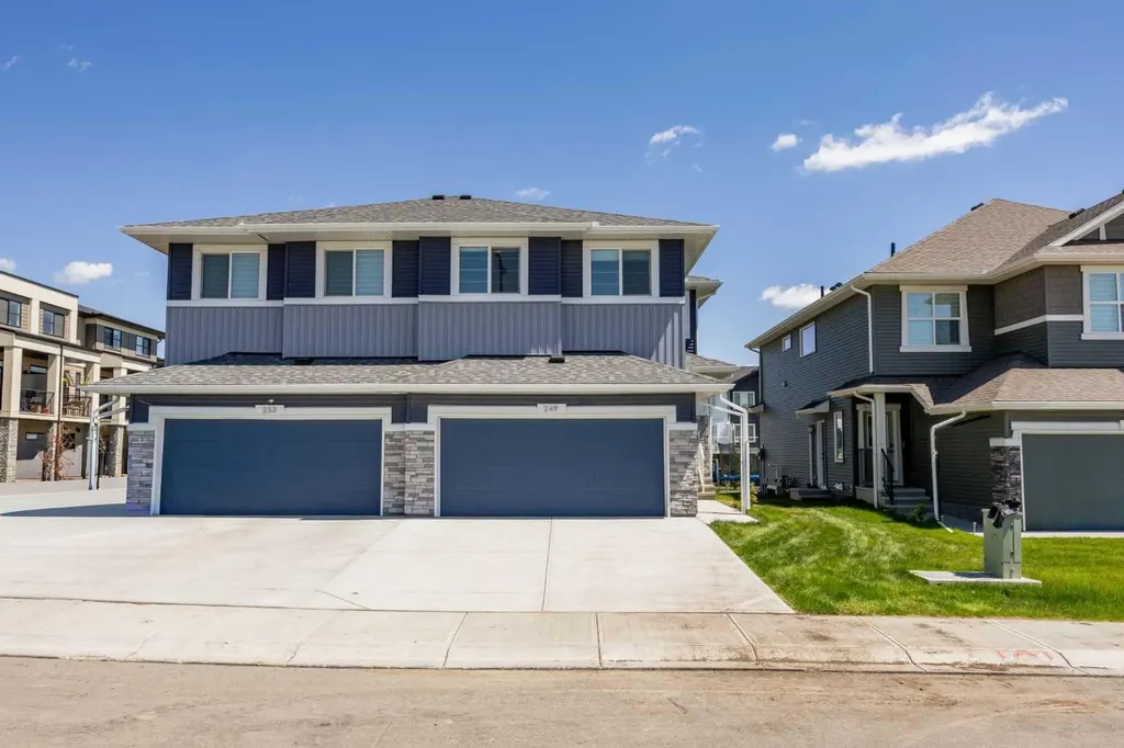 249 Chelsea Court Chestermere AB T1X2Z4