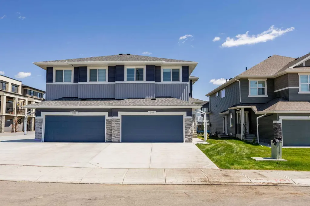 249 Chelsea Court Chestermere AB T1X2Z4