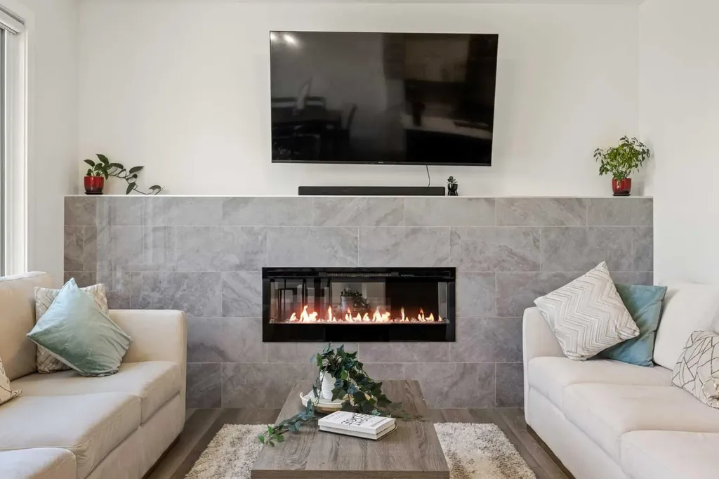 249 Chelsea Court Chestermere AB T1X2Z4