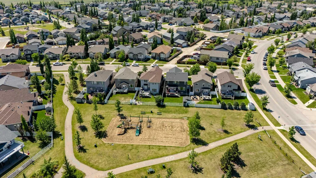 16 Viscount Drive S Red Deer AB T4R0H6