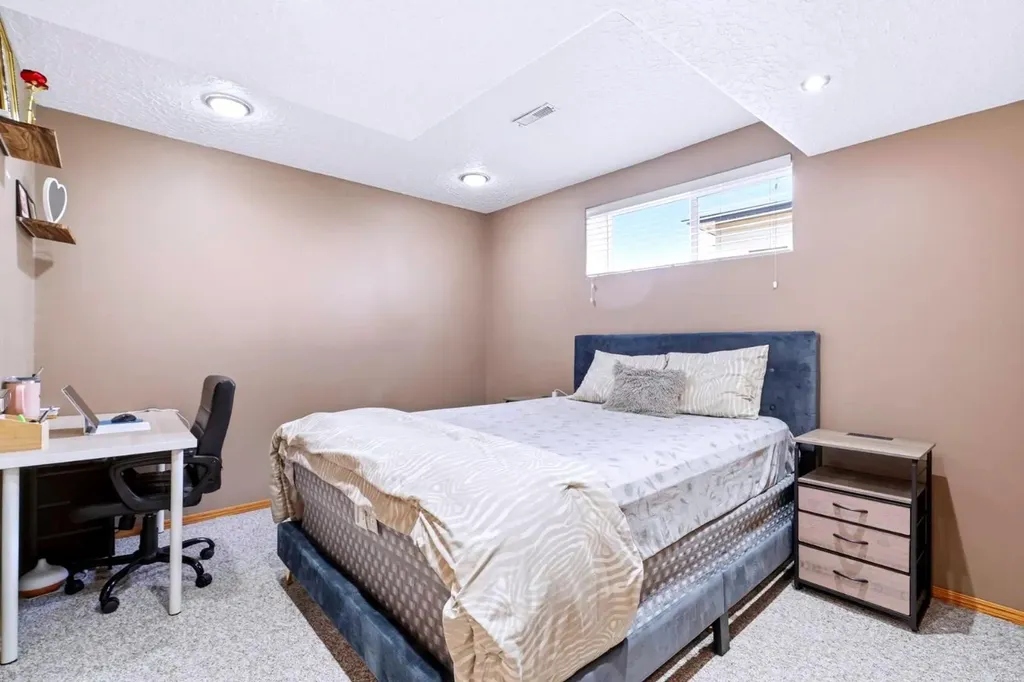 54A Avenue Crescent Innisfail AB T4G 1X8