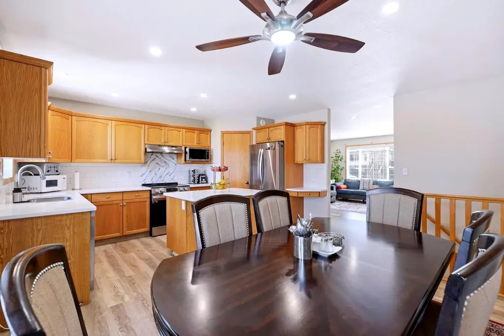 54A Avenue Crescent Innisfail AB T4G 1X8