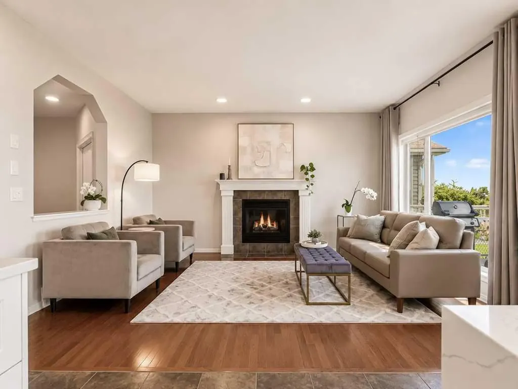 126 Tuscany Ravine Close NW Calgary AB T3L 2Y5