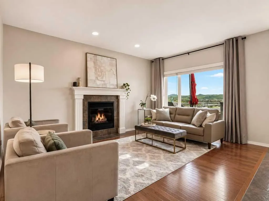 126 Tuscany Ravine Close NW Calgary AB T3L 2Y5