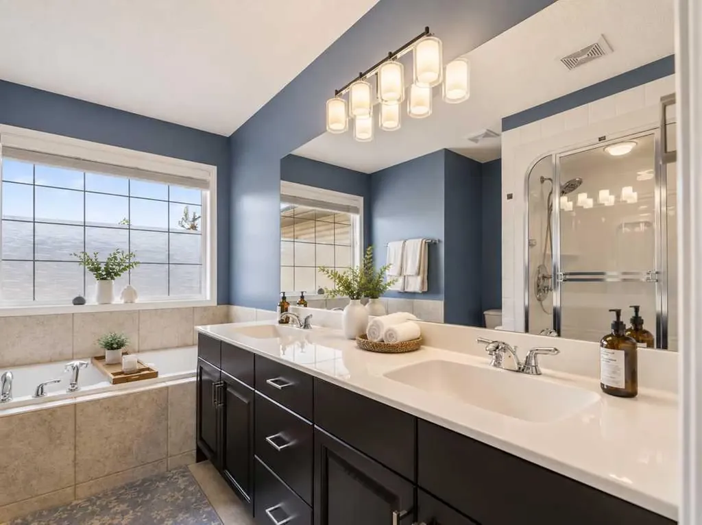 126 Tuscany Ravine Close NW Calgary AB T3L 2Y5