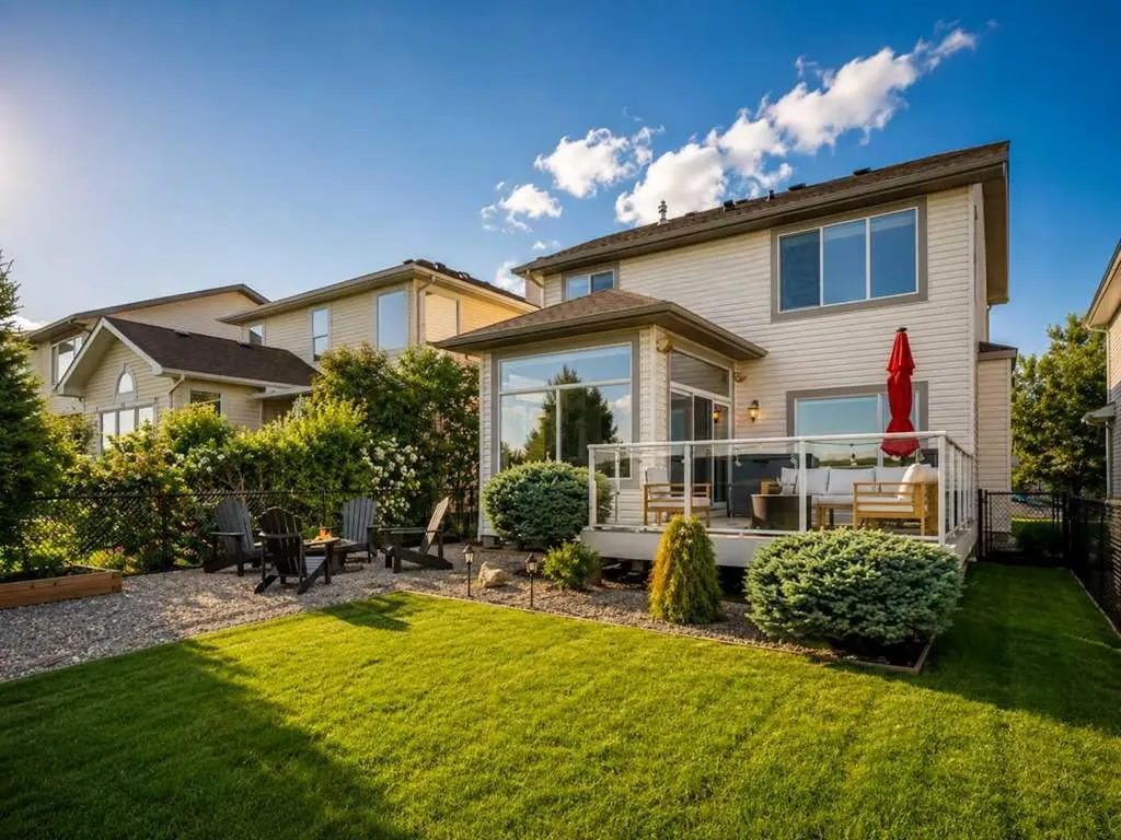 126 Tuscany Ravine Close NW Calgary AB T3L 2Y5