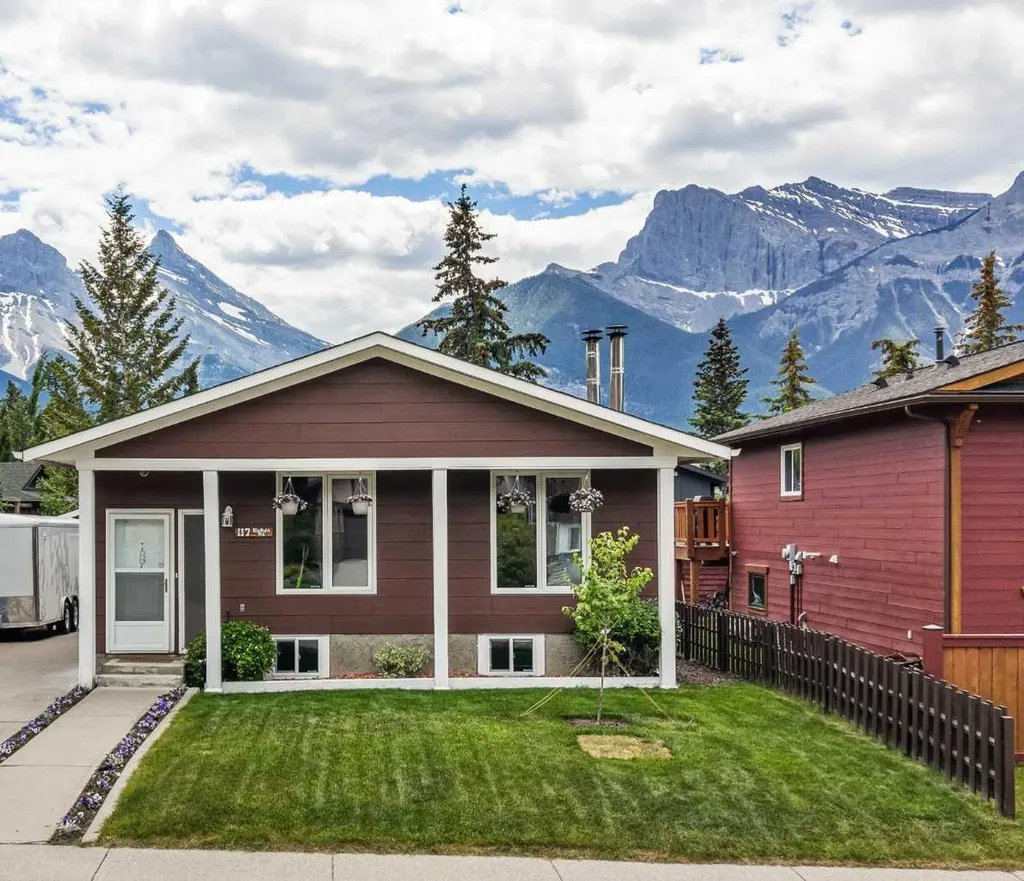117 Kodiak Road Canmore AB T1W 1C5