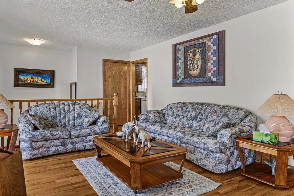 117 Kodiak Road Canmore AB T1W 1C5