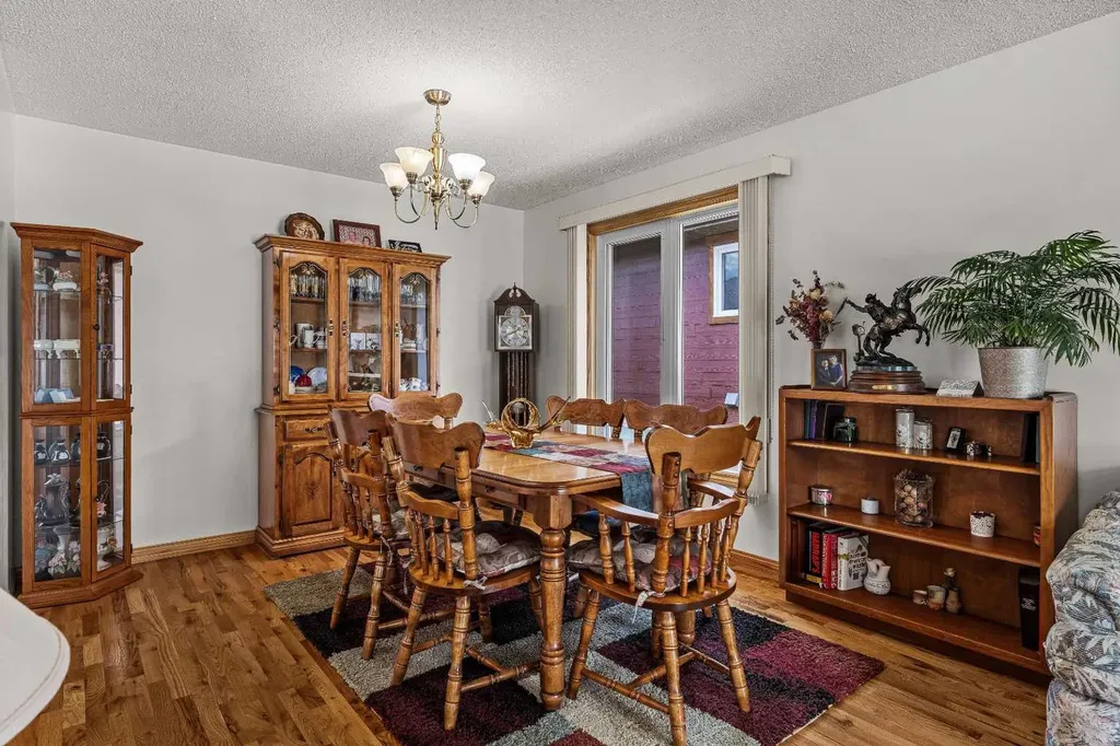 117 Kodiak Road Canmore AB T1W 1C5