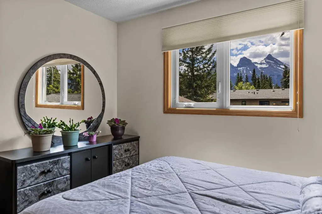 117 Kodiak Road Canmore AB T1W 1C5