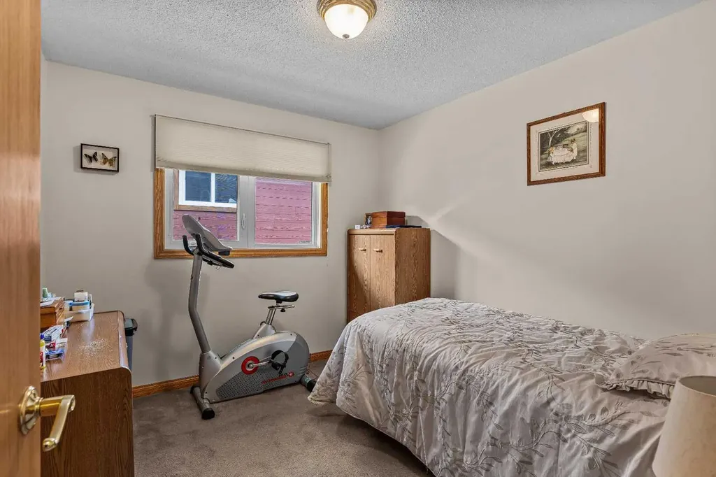 117 Kodiak Road Canmore AB T1W 1C5