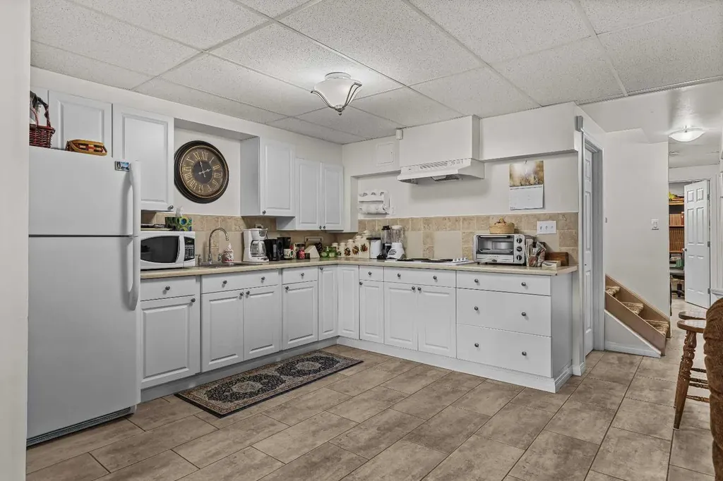 117 Kodiak Road Canmore AB T1W 1C5