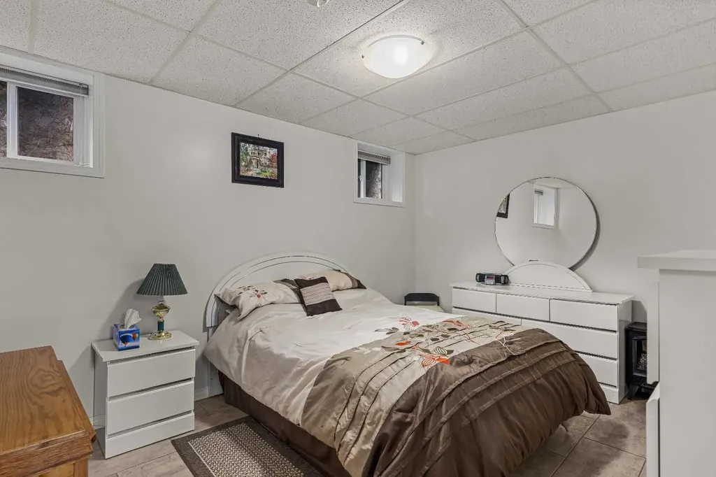 117 Kodiak Road Canmore AB T1W 1C5