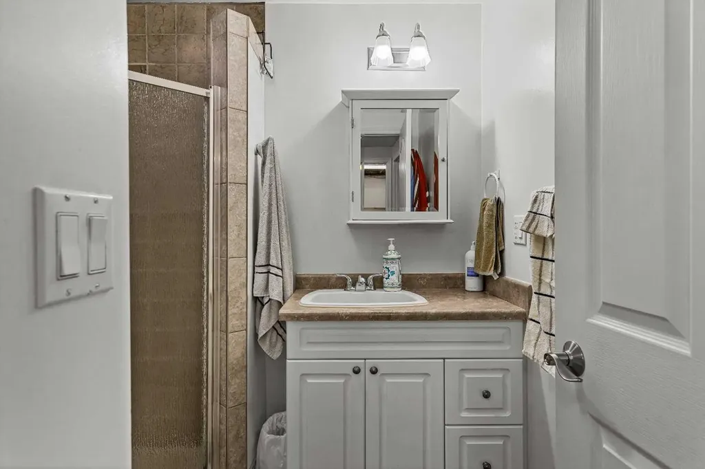 117 Kodiak Road Canmore AB T1W 1C5