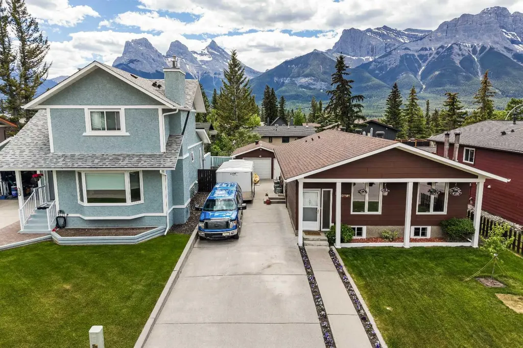 117 Kodiak Road Canmore AB T1W 1C5