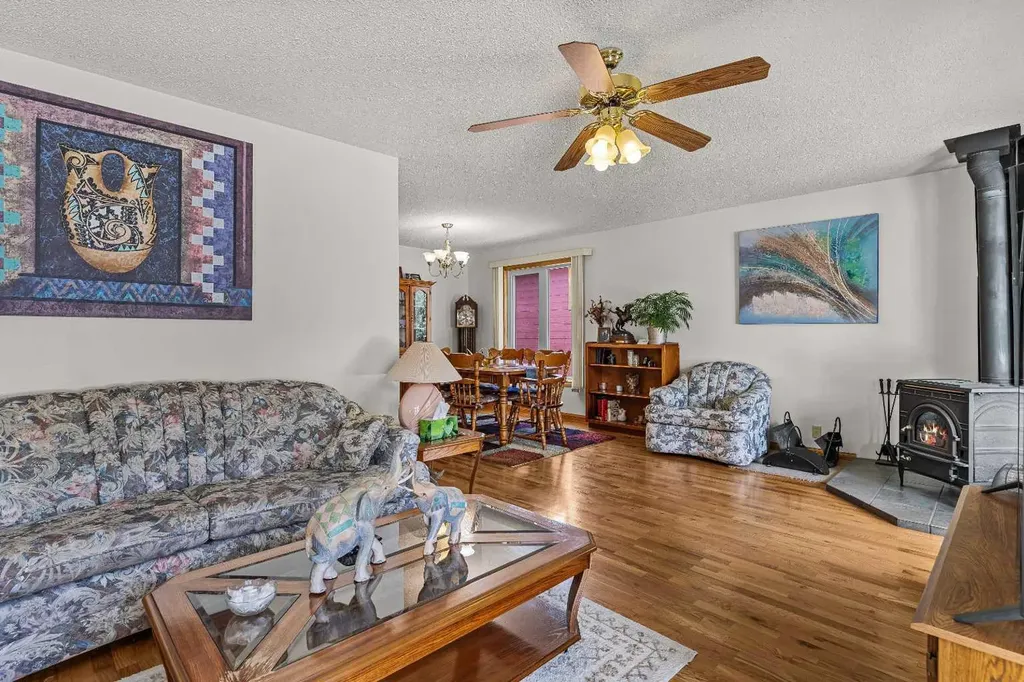117 Kodiak Road Canmore AB T1W 1C5