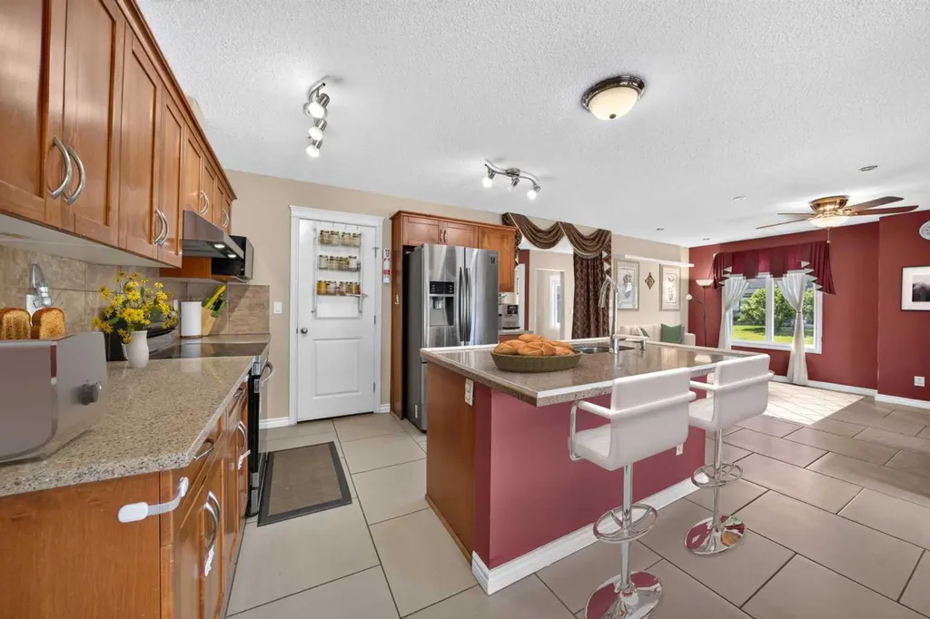 202 Silverado Range Place SW Calgary AB T2X 0B4