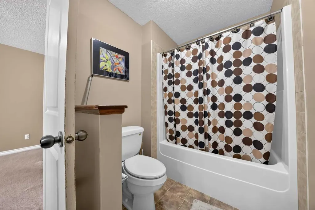 202 Silverado Range Place SW Calgary AB T2X 0B4