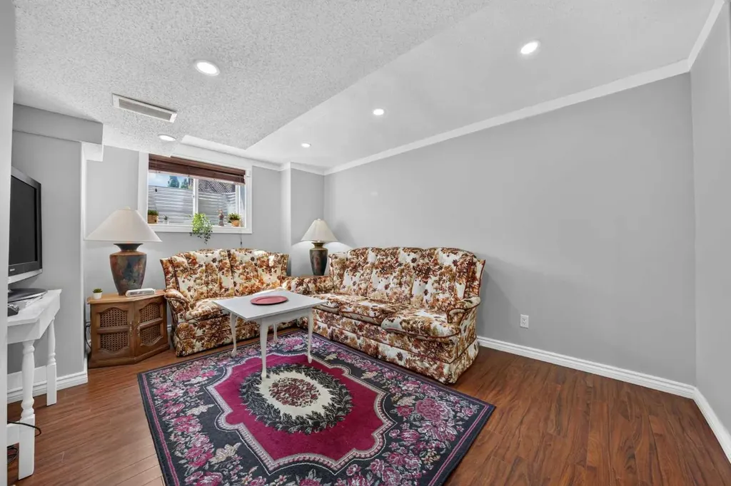 202 Silverado Range Place SW Calgary AB T2X 0B4