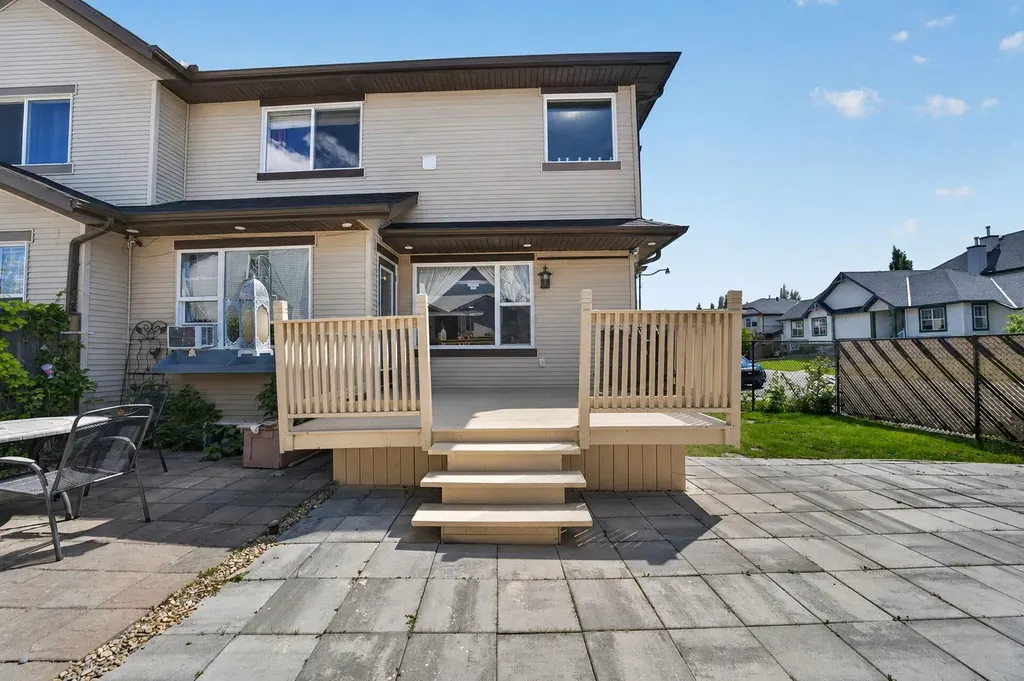 202 Silverado Range Place SW Calgary AB T2X 0B4