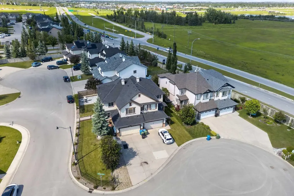 202 Silverado Range Place SW Calgary AB T2X 0B4