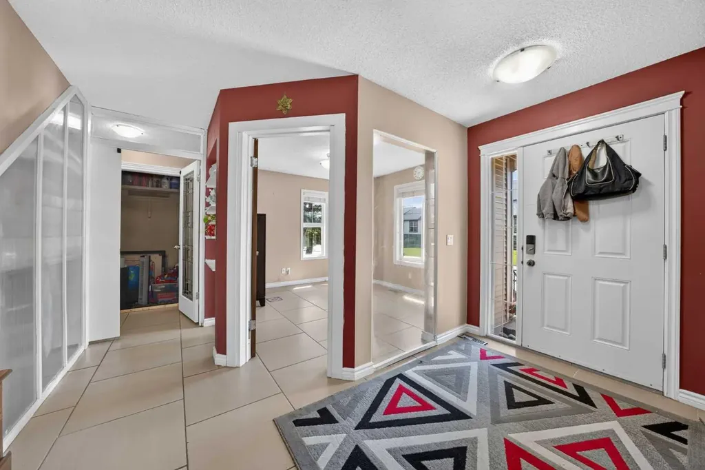 202 Silverado Range Place SW Calgary AB T2X 0B4