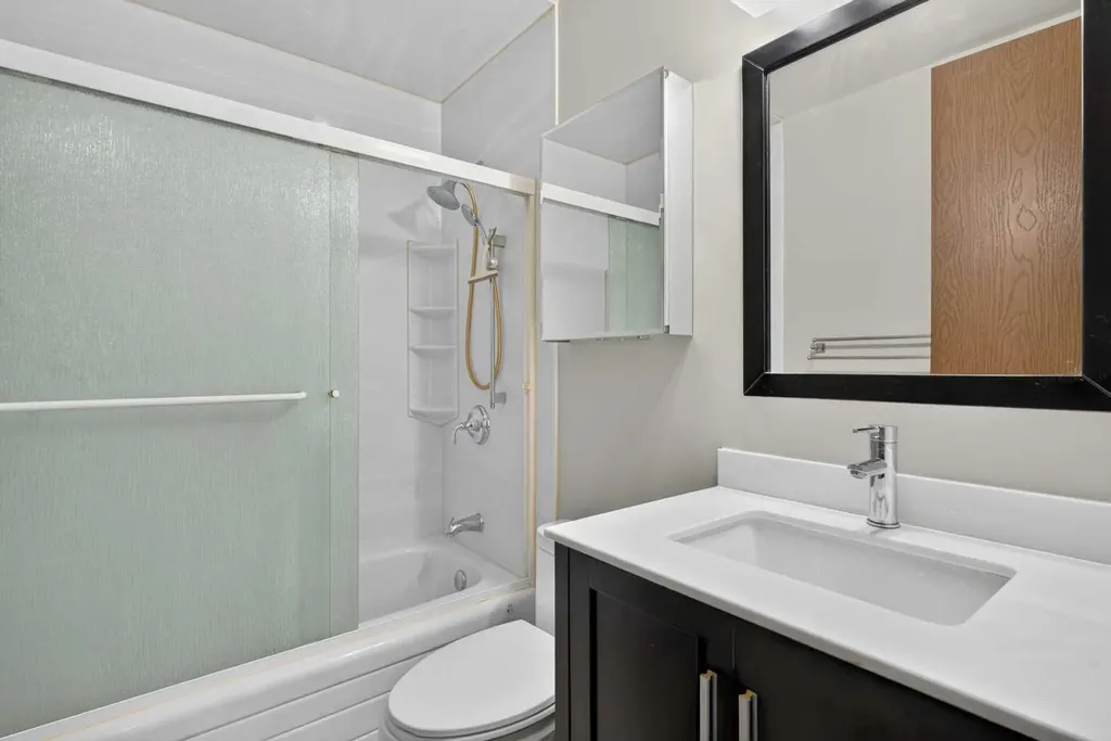 359 Maitland Crescent NE Calgary AB T2A 5T6