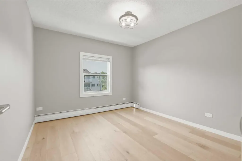 1626 14 Avenue SW Calgary AB T3C 0W5