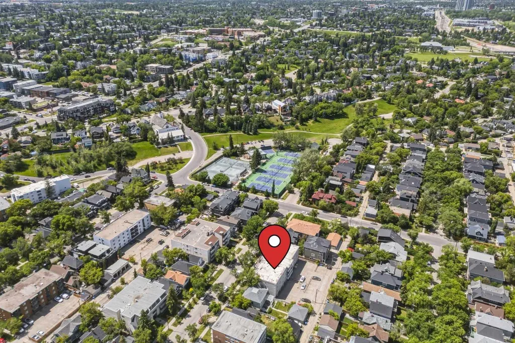 1626 14 Avenue SW Calgary AB T3C 0W5