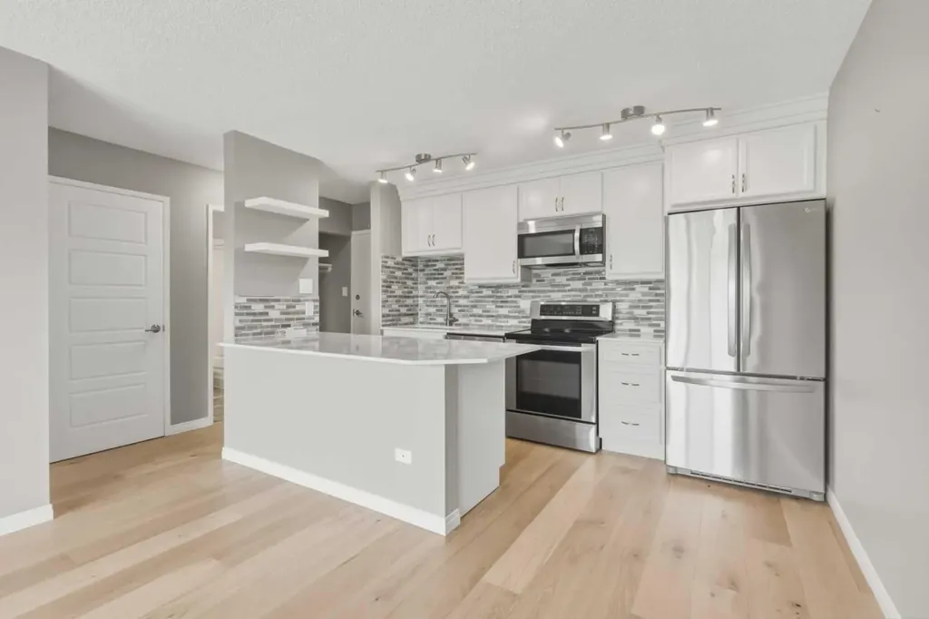 1626 14 Avenue SW Calgary AB T3C 0W5