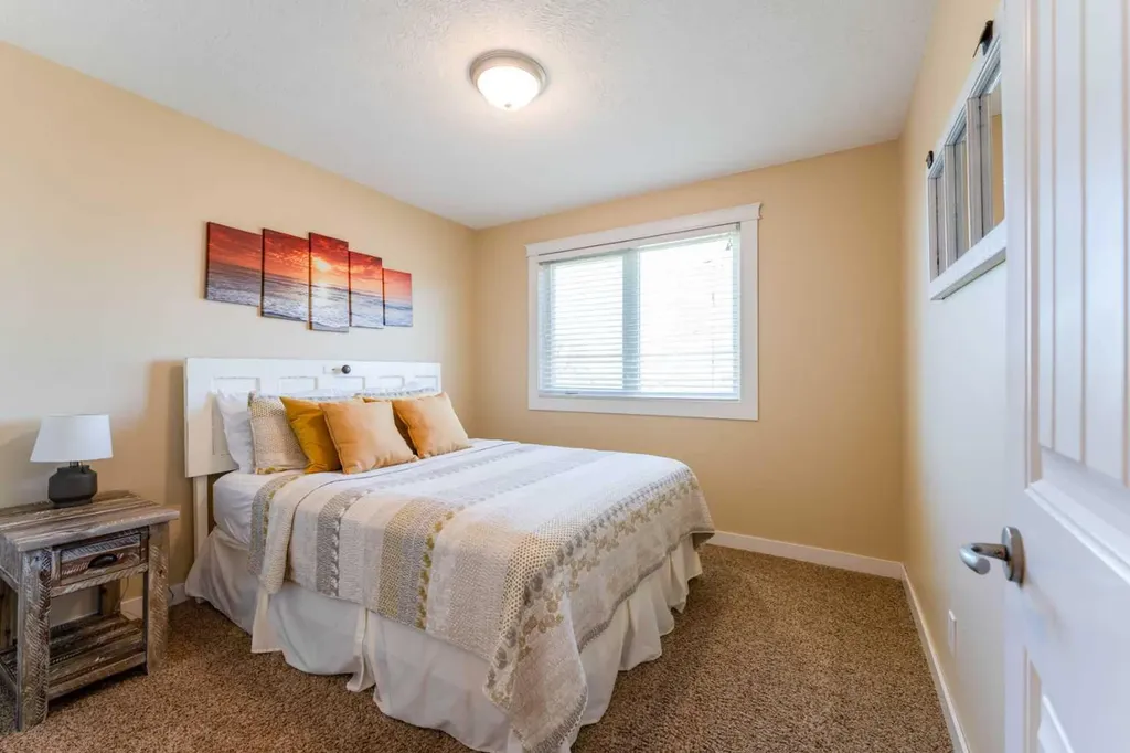 48 7th Avenue E Cardston AB T0K 0K0