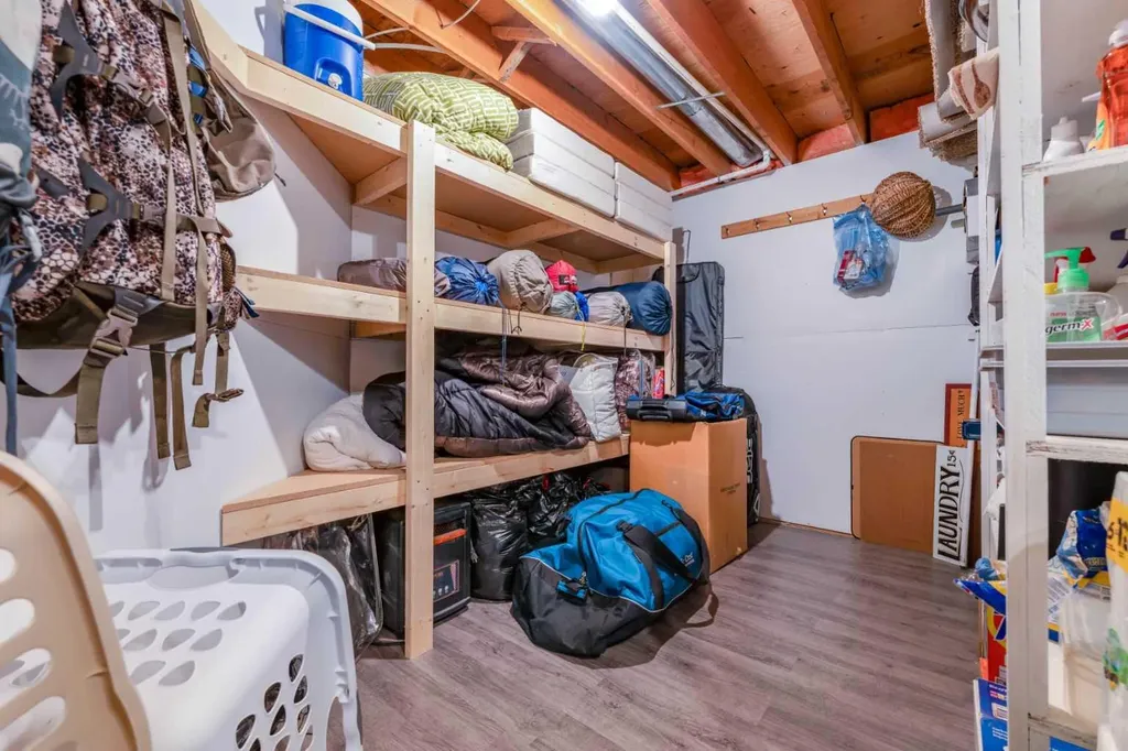 48 7th Avenue E Cardston AB T0K 0K0