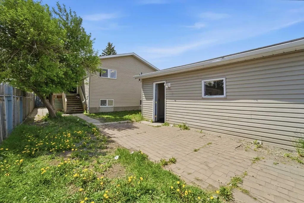 96 Falshire Close NE Calgary AB T3J3A7