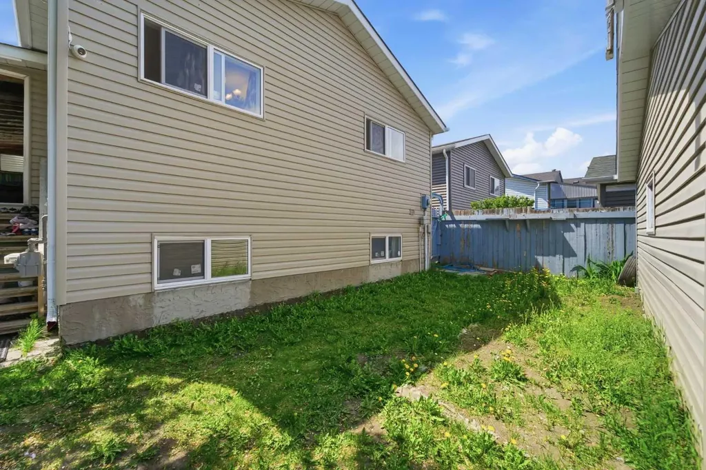 96 Falshire Close NE Calgary AB T3J3A7