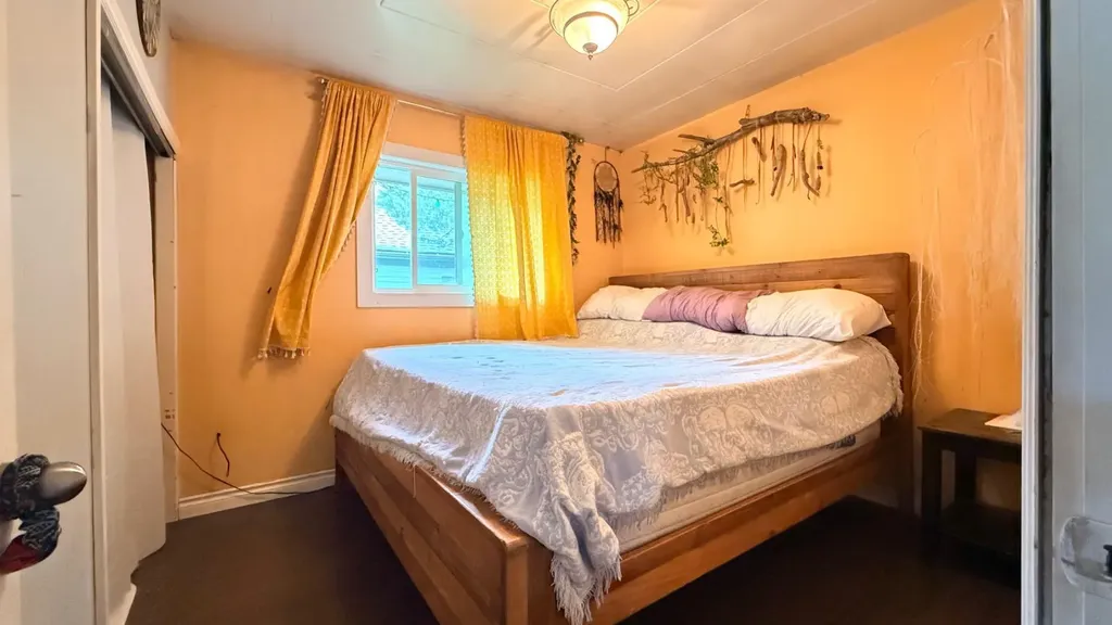 117 2 Street W Lashburn SK S0M 1H0