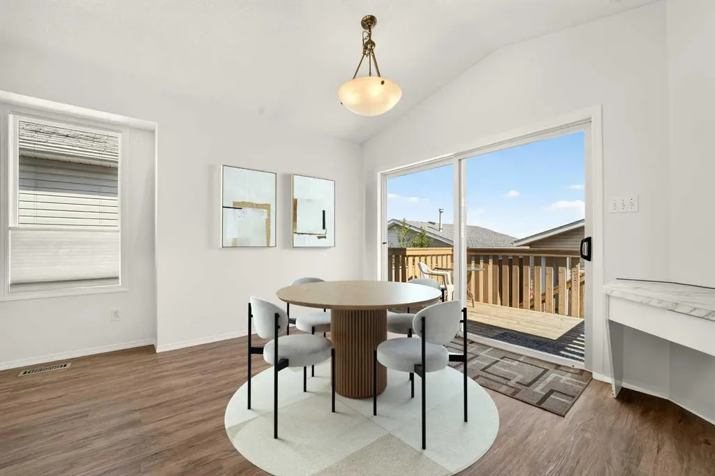 59 Heritage Lane W Lethbridge AB T1K 7S4