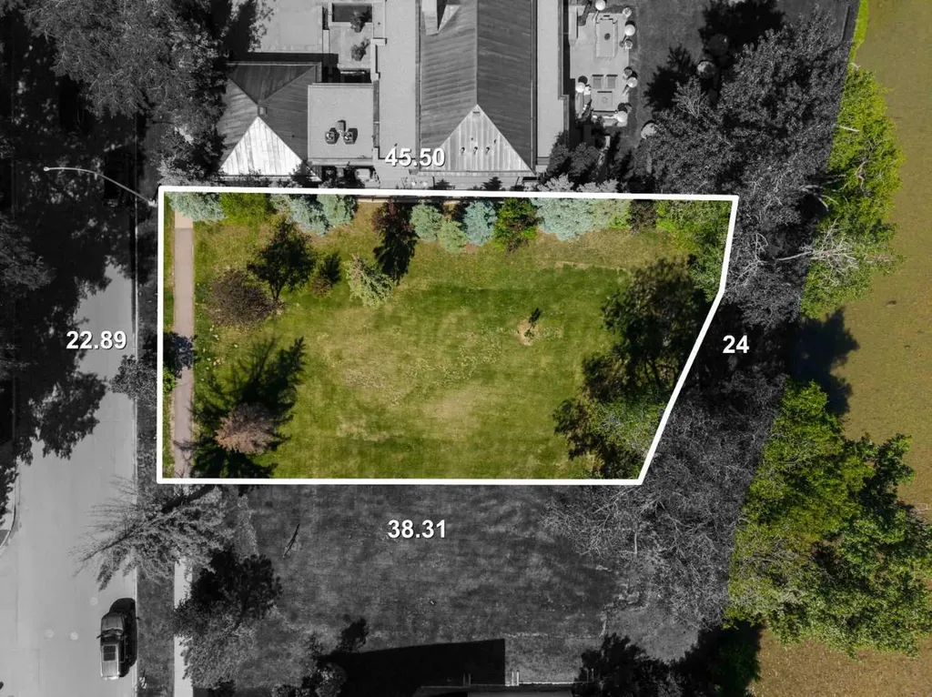 708 Riverdale Avenue SW Calgary AB T2S 0Y3