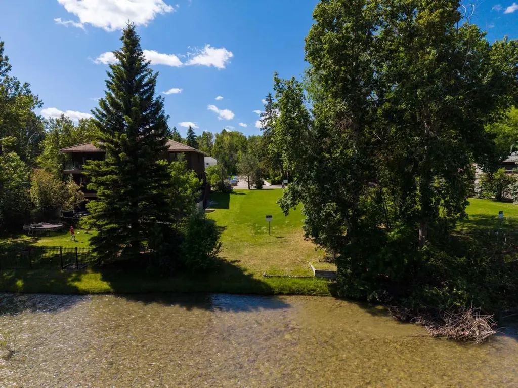 640 Riverdale Avenue SW Calgary AB T2S 0Y3