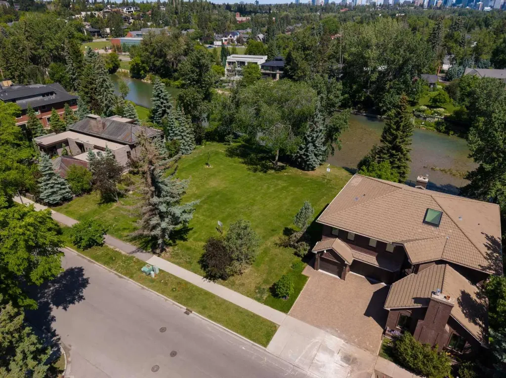 640 Riverdale Avenue SW Calgary AB T2S 0Y3