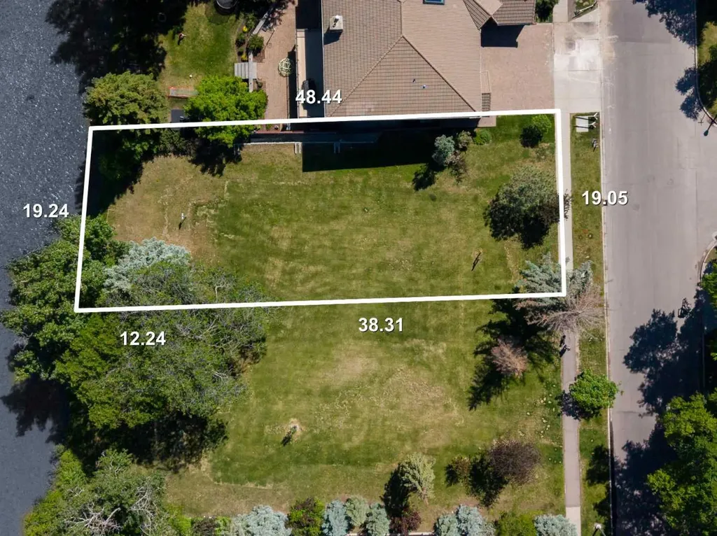 640 Riverdale Avenue SW Calgary AB T2S 0Y3