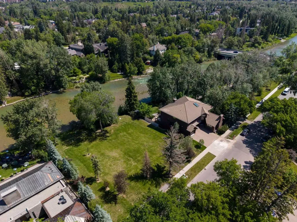 640 Riverdale Avenue SW Calgary AB T2S 0Y3