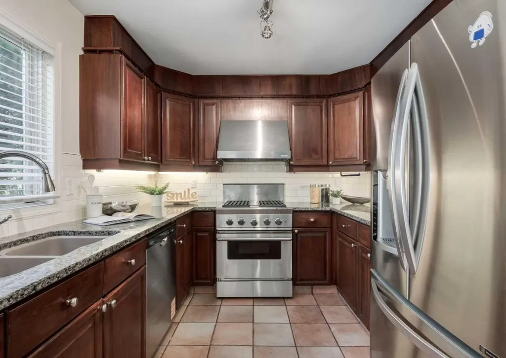 6983 Christie Estate Boulevard SW Calgary AB T3H2S5