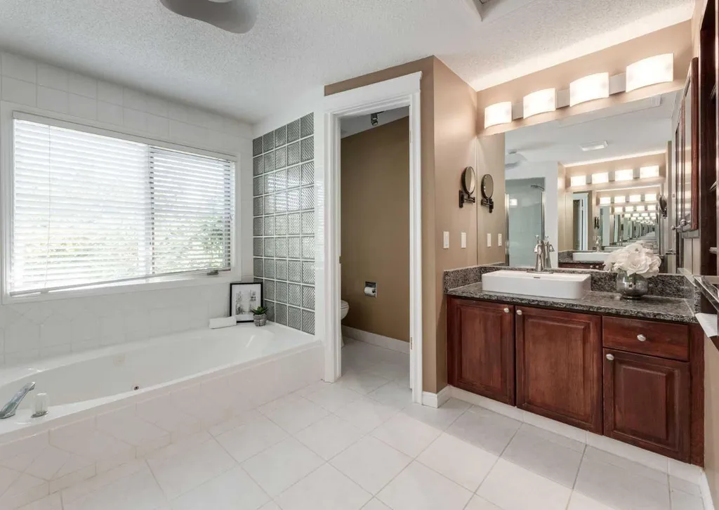 6983 Christie Estate Boulevard SW Calgary AB T3H2S5