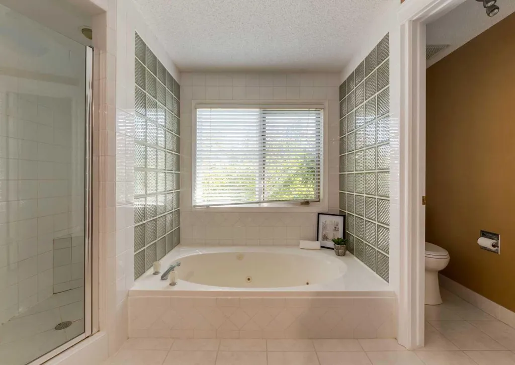 6983 Christie Estate Boulevard SW Calgary AB T3H2S5