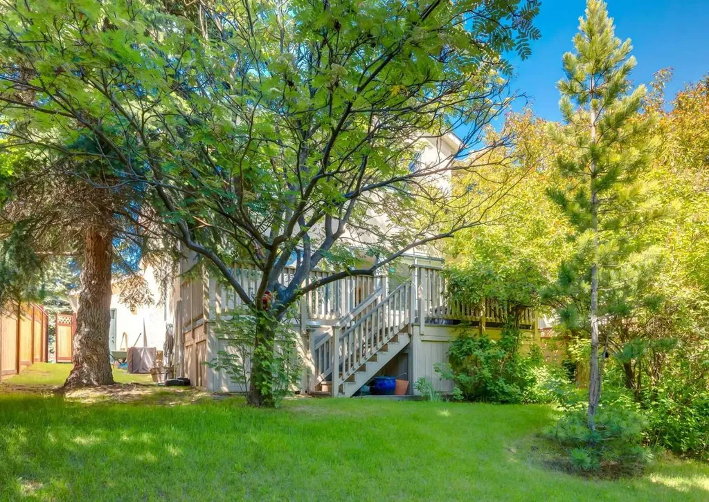 6983 Christie Estate Boulevard SW Calgary AB T3H2S5