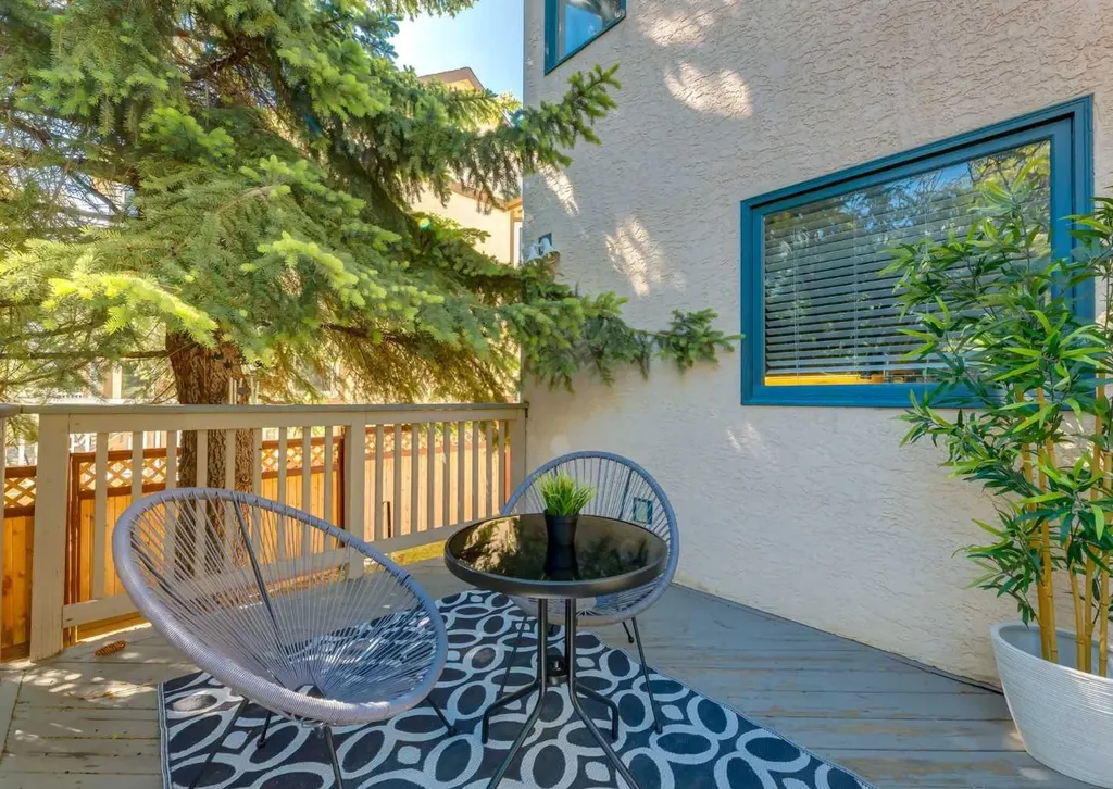 6983 Christie Estate Boulevard SW Calgary AB T3H2S5